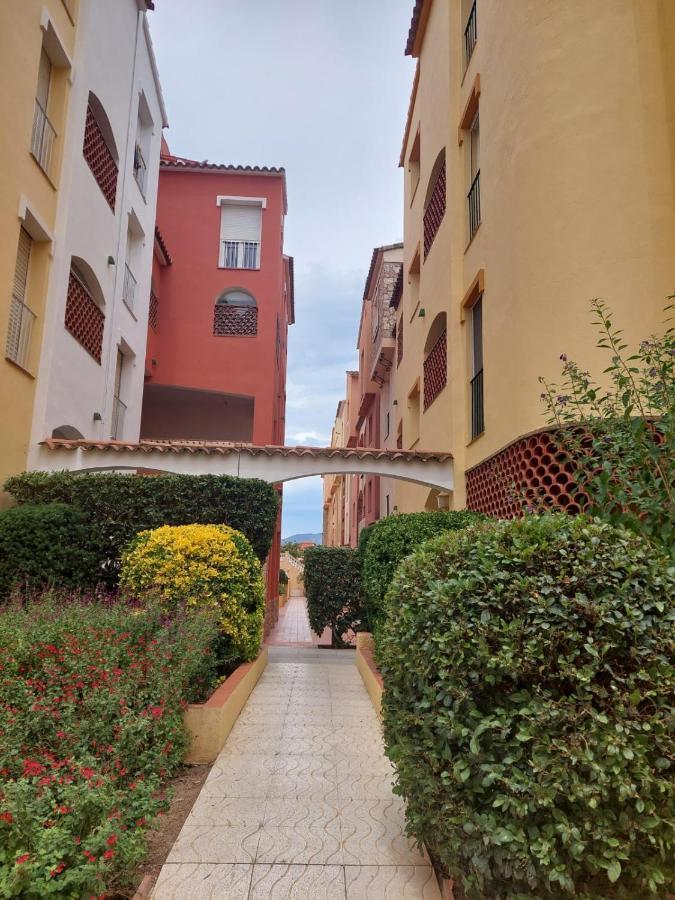Appartement Empuriabrava Exterior photo